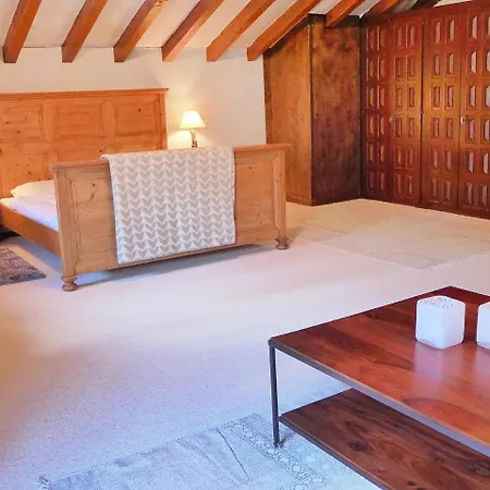 Chalet Les Ca¨dres 넨다즈