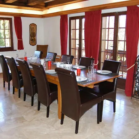 Chalet Les Ca¨dres